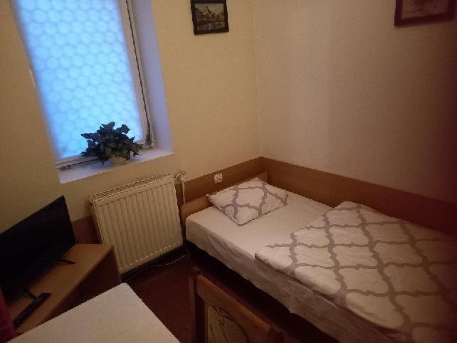 Rooms Noclegi Bytyn Extérieur photo